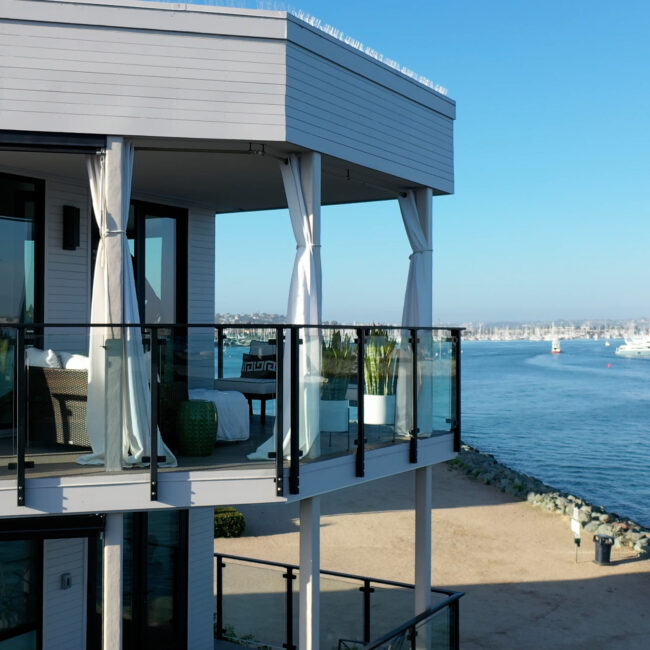 LAMINATED GLASS PANEL RAILINGS